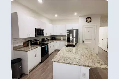 8059 Sherwood Cir, Labelle, FL 33935 - Photo 4