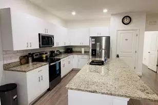 8059 Sherwood Cir, Labelle, FL 33935 - Photo 4