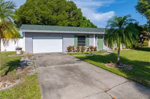 1402 SE 8th Pl, Cape Coral, FL 33990 - Photo 4