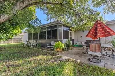 1402 SE 8th Pl, Cape Coral, FL 33990 - Photo 24