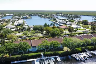 242 Newport Dr, Naples, FL 34114 - Photo 34