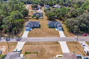 8050 Sherwood Cir, Labelle, FL 33935 - Photo 20