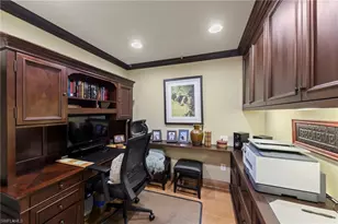 265 Indies Way, Naples, FL 34110 - Photo 32