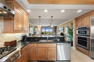 265 Indies Way, Naples, FL 34110 - Photo 10