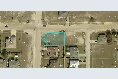 1429 NE 4th Pl, Cape Coral, FL 33909 - Photo 1