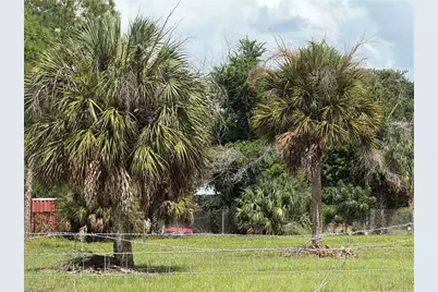 375 S Brida St, Clewiston, FL 33440 - Photo 16