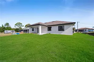 2603 36th St SW, Lehigh Acres, FL 33976 - Photo 6