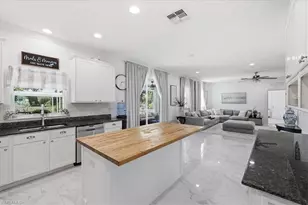 812 SW 11th Ct, Cape Coral, FL 33991 - Photo 6