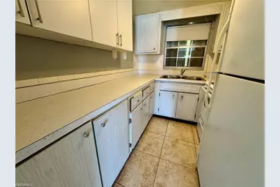 815 Courtington Ln #1, Fort Myers, FL 33919 - Photo 6