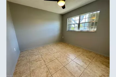815 Courtington Ln #1, Fort Myers, FL 33919 - Photo 4