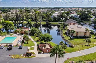 17421 Birchwood Ln, Fort Myers, FL 33908 - Photo 4