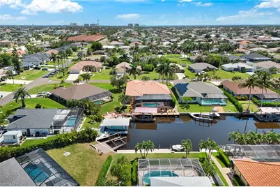 1621 SW 43rd Ter, Cape Coral, FL 33914 - Photo 42