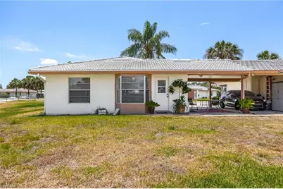220 Oakmont Pkwy, Lehigh Acres, FL 33936 - Photo 28