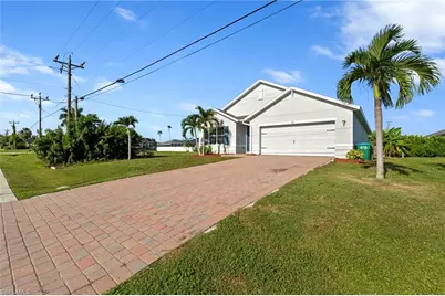 332 SW 29th Ave, Cape Coral, FL 33991 - Photo 4