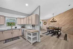 9076 Mockingbird Dr, Sanibel, FL 33957 - Photo 14