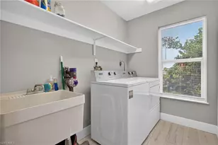 9076 Mockingbird Dr, Sanibel, FL 33957 - Photo 30