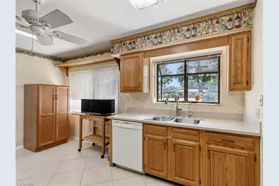 5853 Wyldewood Lakes Ct, Fort Myers, FL 33919 - Photo 14