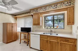 5853 Wyldewood Lakes Ct, Fort Myers, FL 33919 - Photo 14