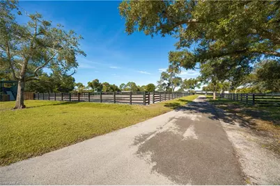 21531 N River Rd, Alva, FL 33920 - Photo 48