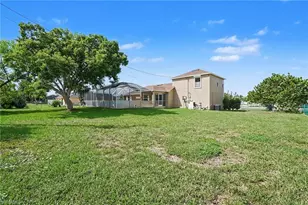 615 Nicholas Pkwy W, Cape Coral, FL 33991 - Photo 16