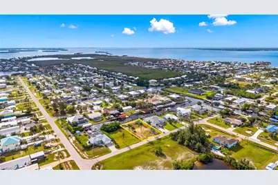 2744 Mangrove St, Saint James City, FL 33956 - Photo 12