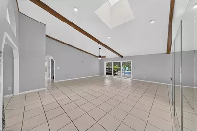 304 SE 29th Ter, Cape Coral, FL 33904 - Photo 8