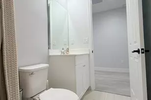 9045 Madrid Cir, Naples, FL 34104 - Photo 10