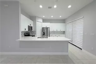 9045 Madrid Cir, Naples, FL 34104 - Photo 2