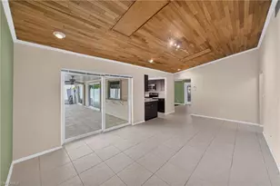 2112 SE 11th St, Cape Coral, FL 33990 - Photo 4