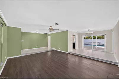 2112 SE 11th St, Cape Coral, FL 33990 - Photo 12