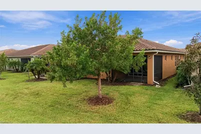 10360 Bonavie Cove Dr, Fort Myers, FL 33966 - Photo 32