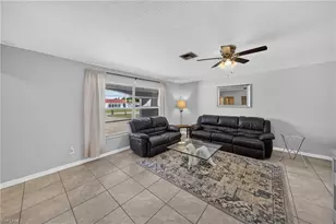 850 SE 41st St, Cape Coral, FL 33904 - Photo 8