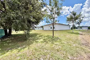 2800 26th St SW, Lehigh Acres, FL 33976 - Photo 6