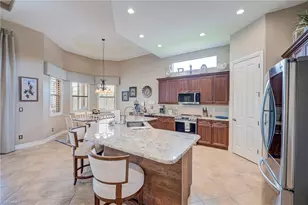 11752 Rosalinda Ct, Fort Myers, FL 33912 - Photo 4