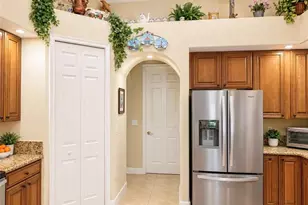 4031 SW 2nd Ave, Cape Coral, FL 33914 - Photo 8