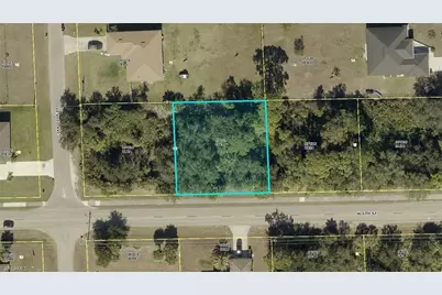 704 W 6th St, Lehigh Acres, FL 33972 - Photo 1