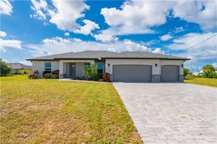 4302 NW 32nd St, Cape Coral, FL 33993 - Photo 2