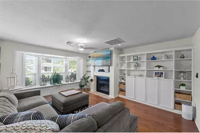 871 Entrada Dr S, Fort Myers, FL 33919 - Photo 4