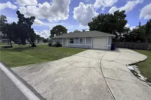 2511 W Cypress Ave, Fort Myers, FL 33905 - Photo 2