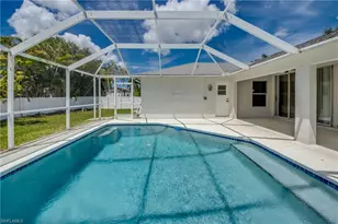 2114 SW 39th St, Cape Coral, FL 33914 - Photo 6