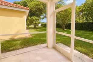 11330 Lakeland Cir, Fort Myers, FL 33913 - Photo 14