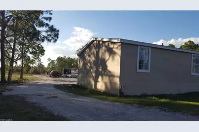 16960 Wildcat Dr, Fort Myers, FL 33913 - Photo 6