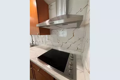 2112 Lxora Ct E, Naples, FL 34110 - Photo 6