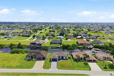 1219 NW 9th Pl, Cape Coral, FL 33993 - Photo 2