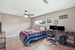 128 SE 45th St, Cape Coral, FL 33904 - Photo 22