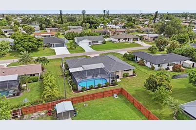 128 SE 45th St, Cape Coral, FL 33904 - Photo 40