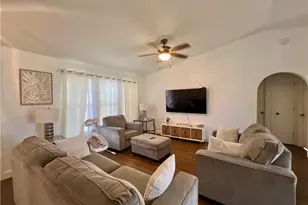 231 SW 33rd St, Cape Coral, FL 33914 - Photo 14