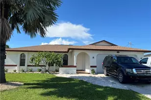231 SW 33rd St, Cape Coral, FL 33914 - Photo 1