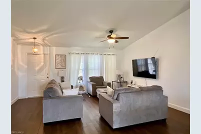 231 SW 33rd St, Cape Coral, FL 33914 - Photo 8