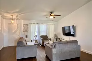 231 SW 33rd St, Cape Coral, FL 33914 - Photo 8